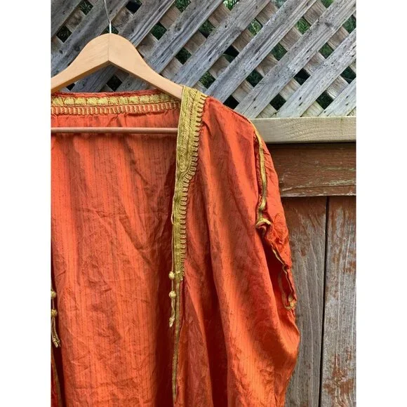 Orange Kaftan-like Robe - Picture 2 of 5